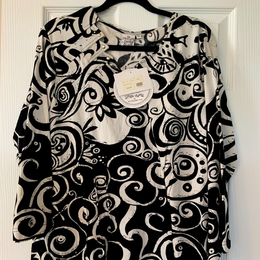 Parsley & Sage Women’s Black & White Top 2X NWT